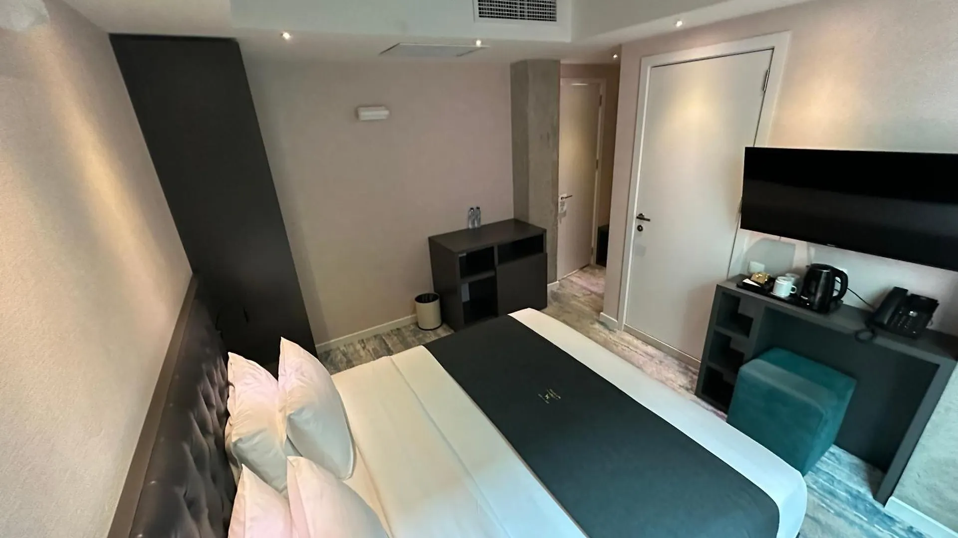Hotel Grand In Old Town 第比利斯