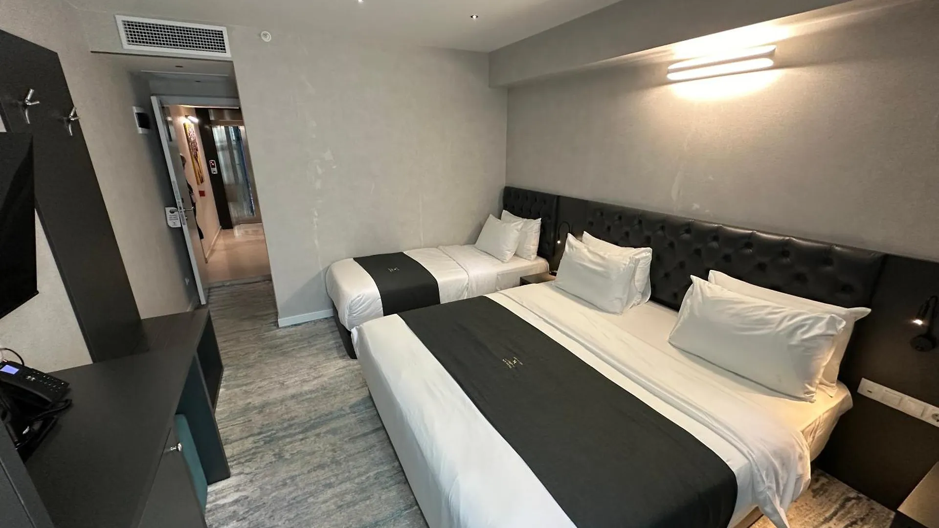 Hotel Grand In Old Town 第比利斯 4*,