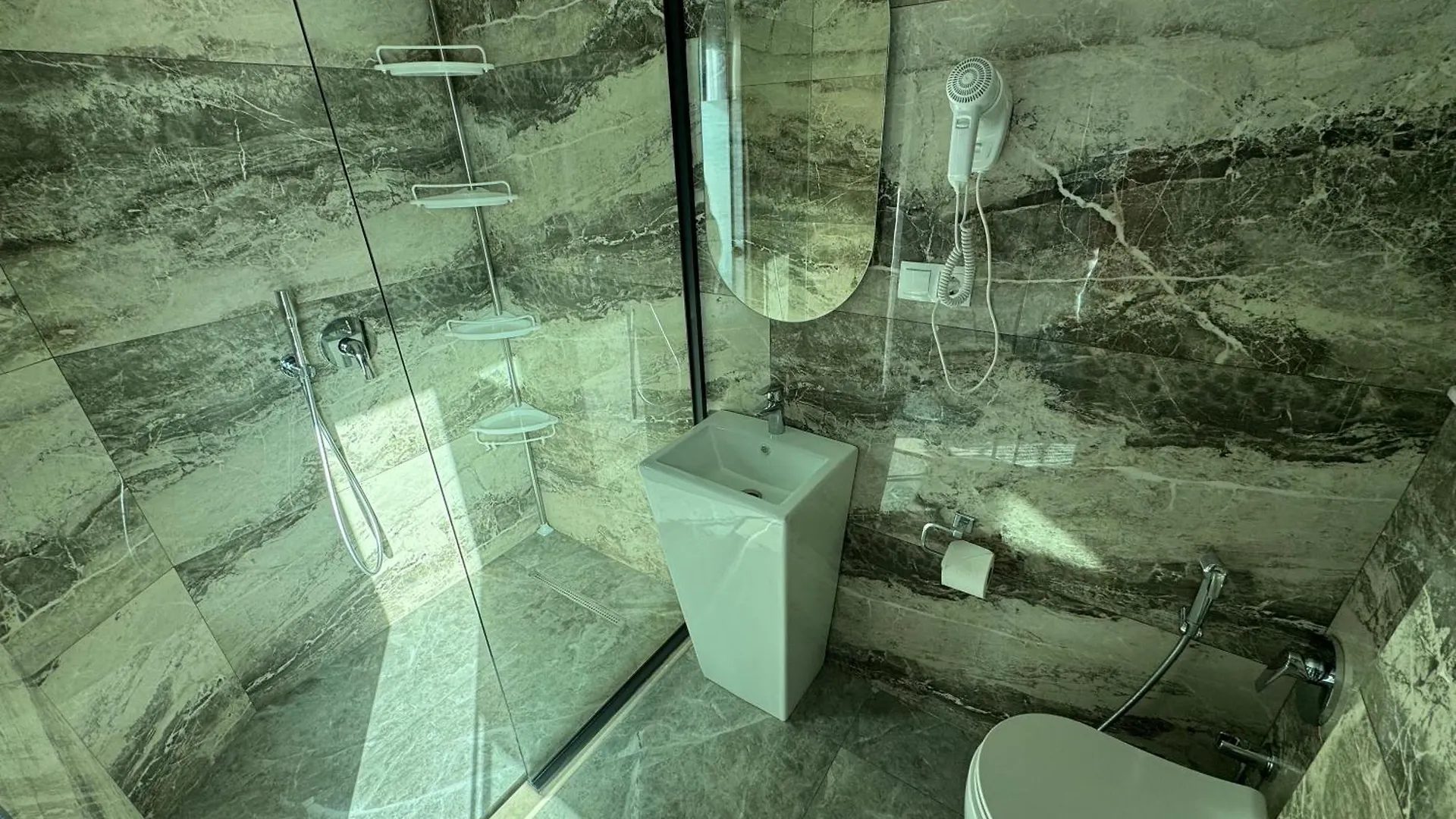 Hotel Grand In Old Town 第比利斯